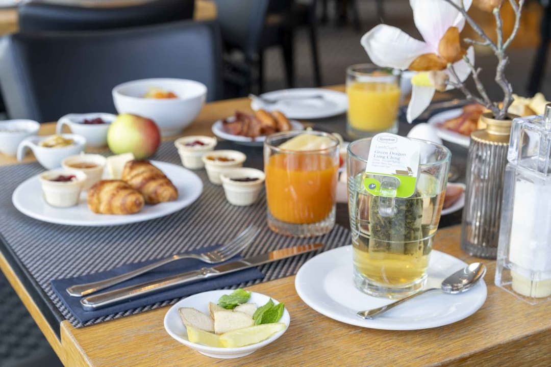 The Q - Quadro City Hotel