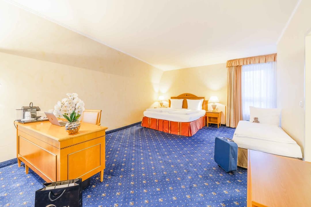 The Q - Quadro City Hotel