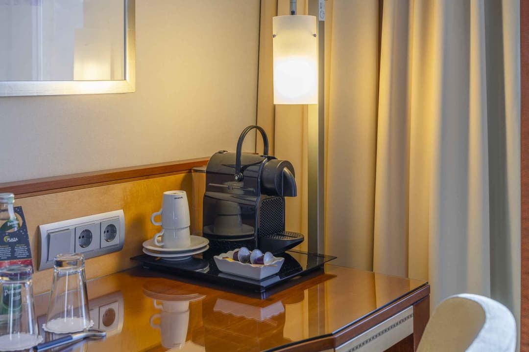 The Q - Quadro City Hotel