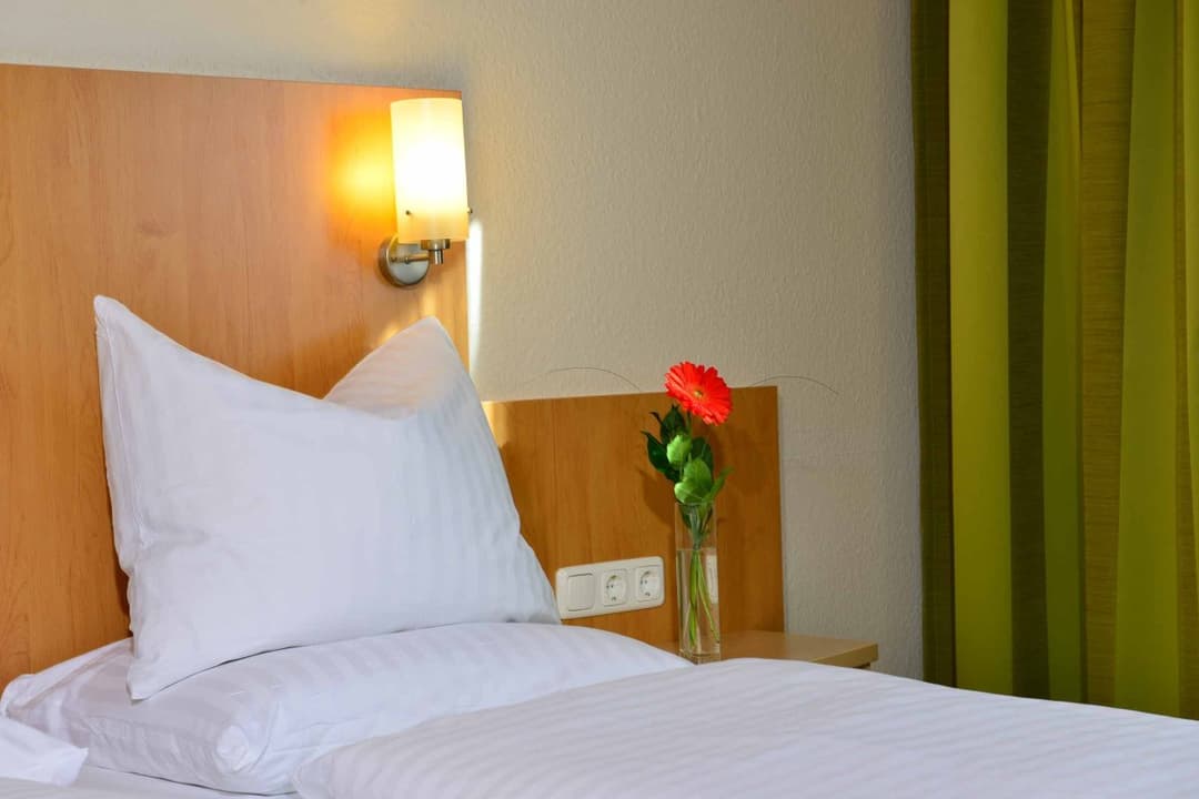 PLAZA INN Leonberg