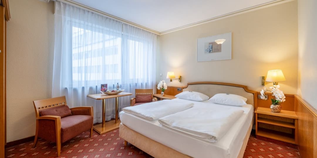PLAZA INN Rieker Stuttgart Hauptbahnhof