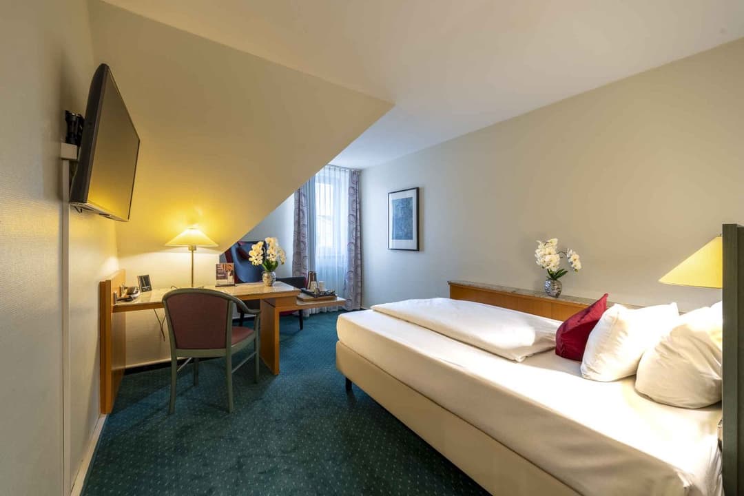 PLAZA INN Blankenburg Ditzingen