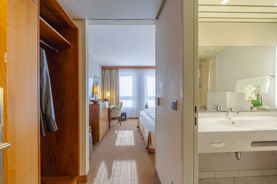 The Q - Quadro City Hotel