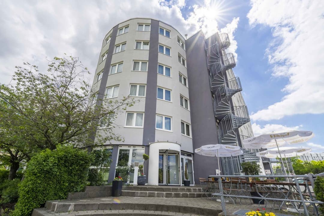 PLAZA INN Stuttgart Airport Messe