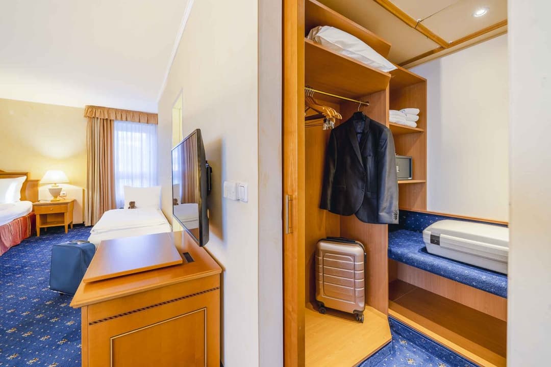 The Q - Quadro City Hotel