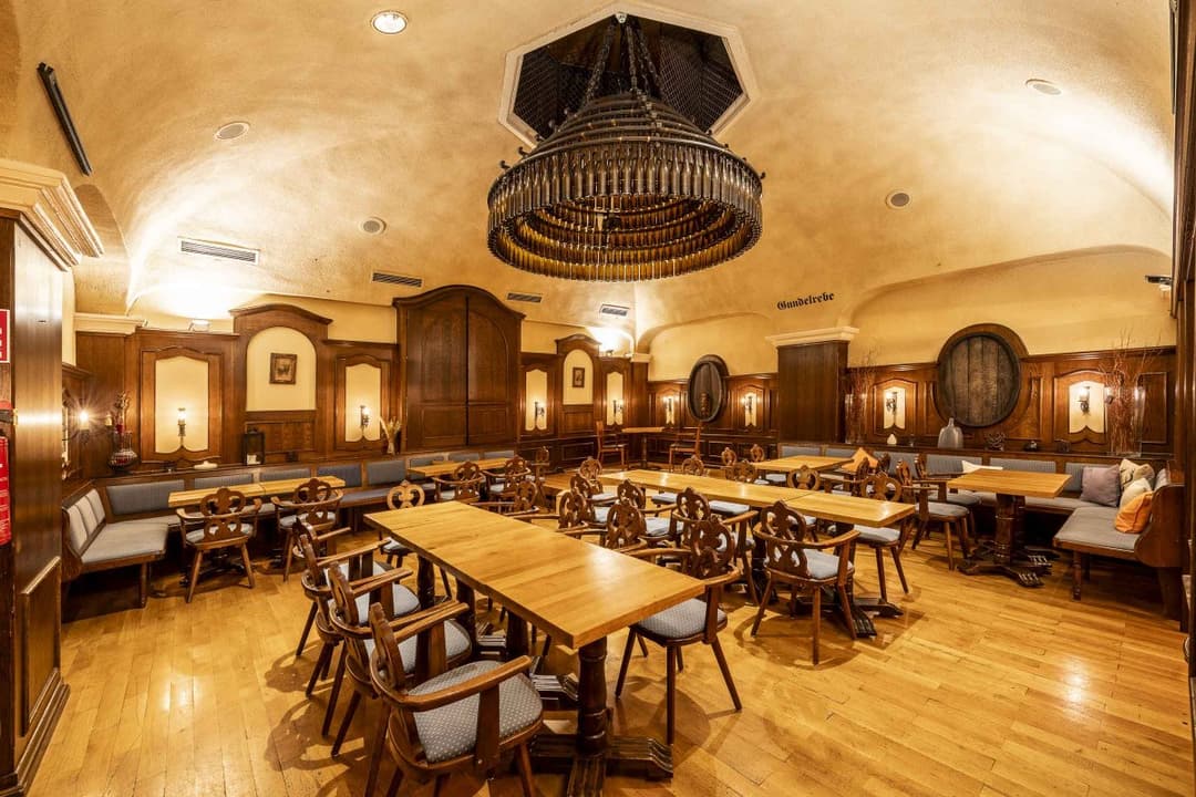 The Q - Quadro City Hotel