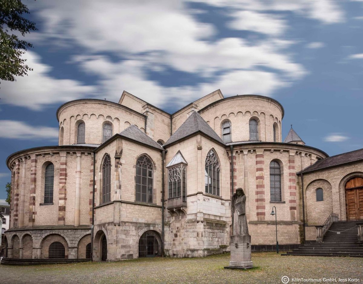 Romanische Kirche St. Maria im Kapitol